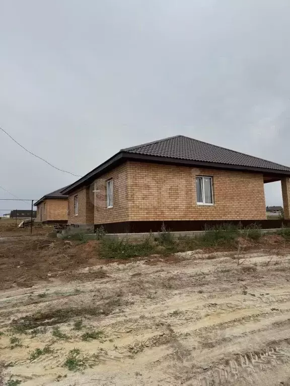 Дом в Оренбургская область, Оренбургский район, пос. Соловьевка ул. ... - Фото 2