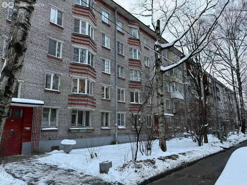 3-комнатная квартира: Санкт-Петербург, улица Бутлерова, 24 (56.8 м) - Фото 1