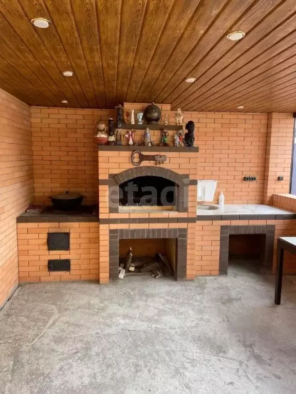 Дом в Ростовская область, Батайск Авиационная ул. (100 м) - Фото 1