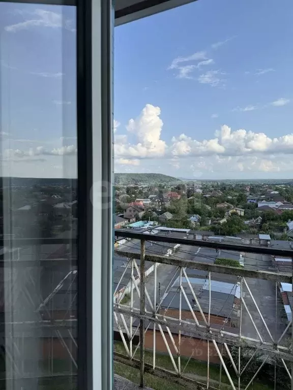 2-к кв. Адыгея, Майкоп ул. 12 Марта, 130/1 (52.7 м) - Фото 1
