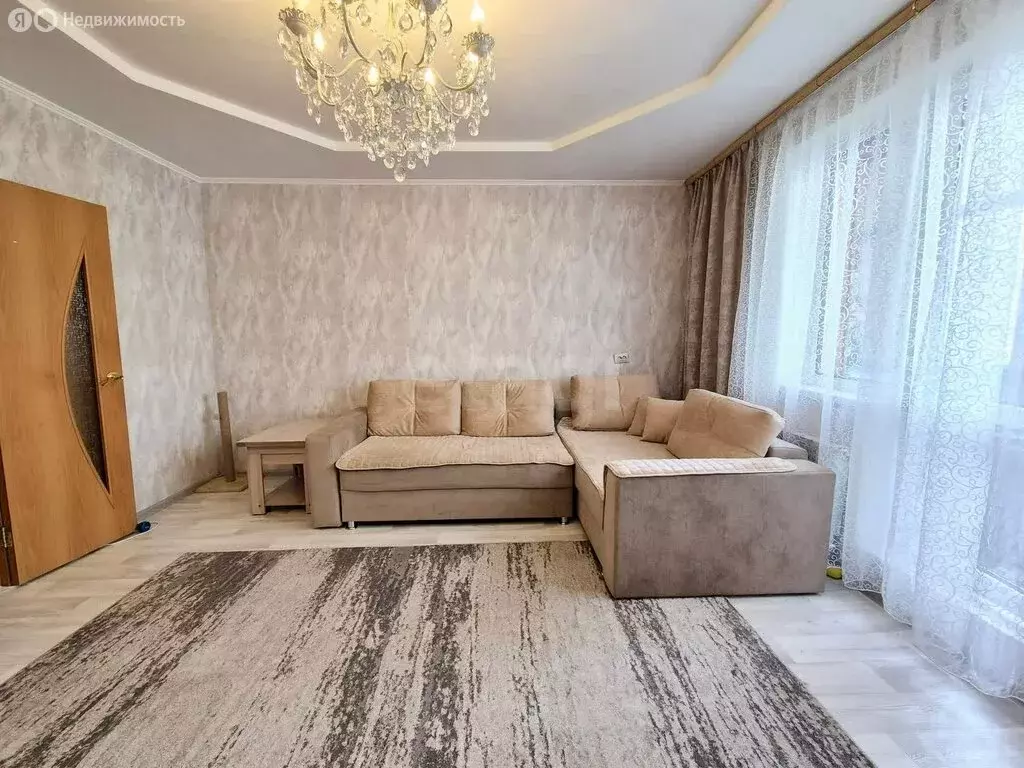 2-комнатная квартира: Челябинск, Пограничная улица, 32 (55 м) - Фото 1