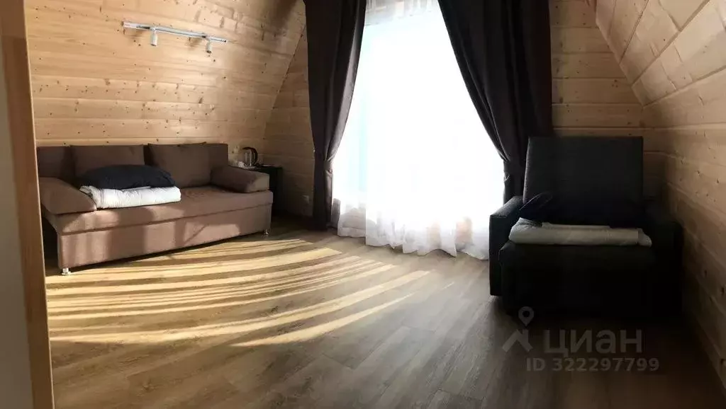 Дом в Карелия, Сортавальский муниципальный округ, пос. Кирьявалахти  ... - Фото 1