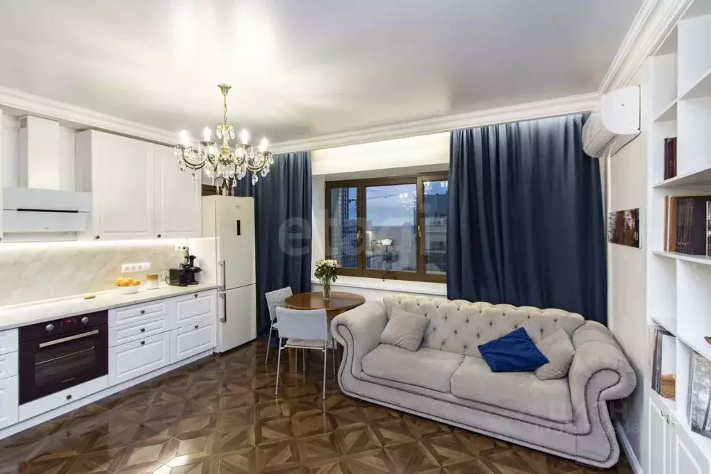 1-к кв. Тюменская область, Тюмень Харьковская ул., 68 (42.4 м) - Фото 1