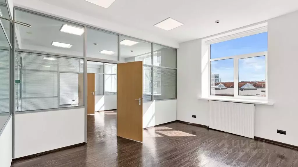 Офис в Санкт-Петербург ул. Чапаева, 15 (58 м) - Фото 1