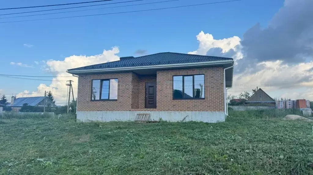 Дом в Татарстан, Высокогорское с/пос, с. Пермяки ул. Азина (117 м) - Фото 1