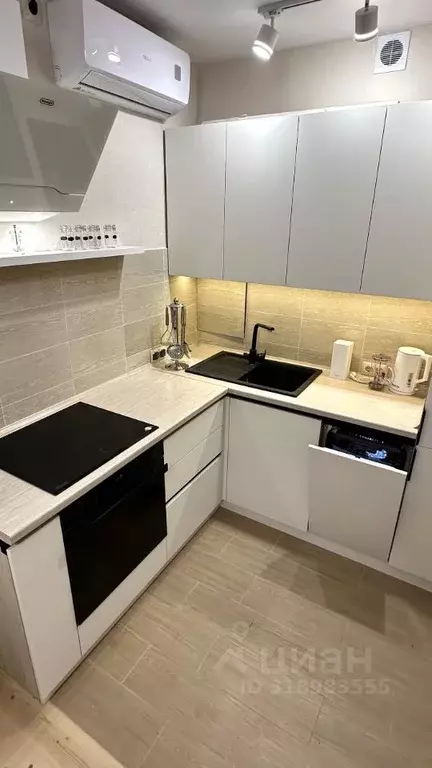 1-к кв. Москва ул. Корнейчука, 27 (37.0 м) - Фото 0