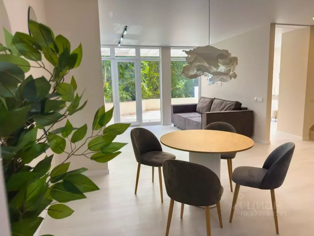 3-к кв. Крым, Алушта муниципальный округ, Партенит пгт ул. Прибрежная, ... - Фото 1