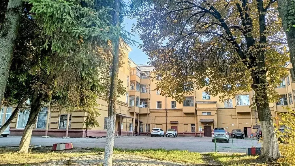 2-к кв. Курская область, Курск Вокзальная ул., 1 (55.0 м) - Фото 1