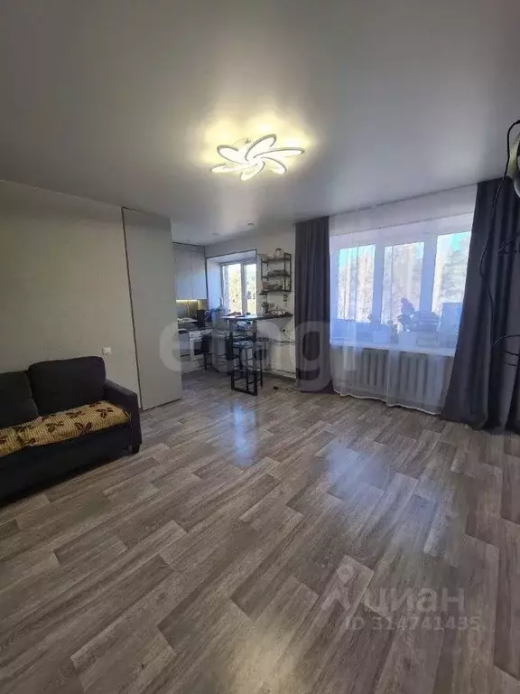 2-к кв. Брянская область, Брянск Московский просп., 128 (40.4 м) - Фото 0