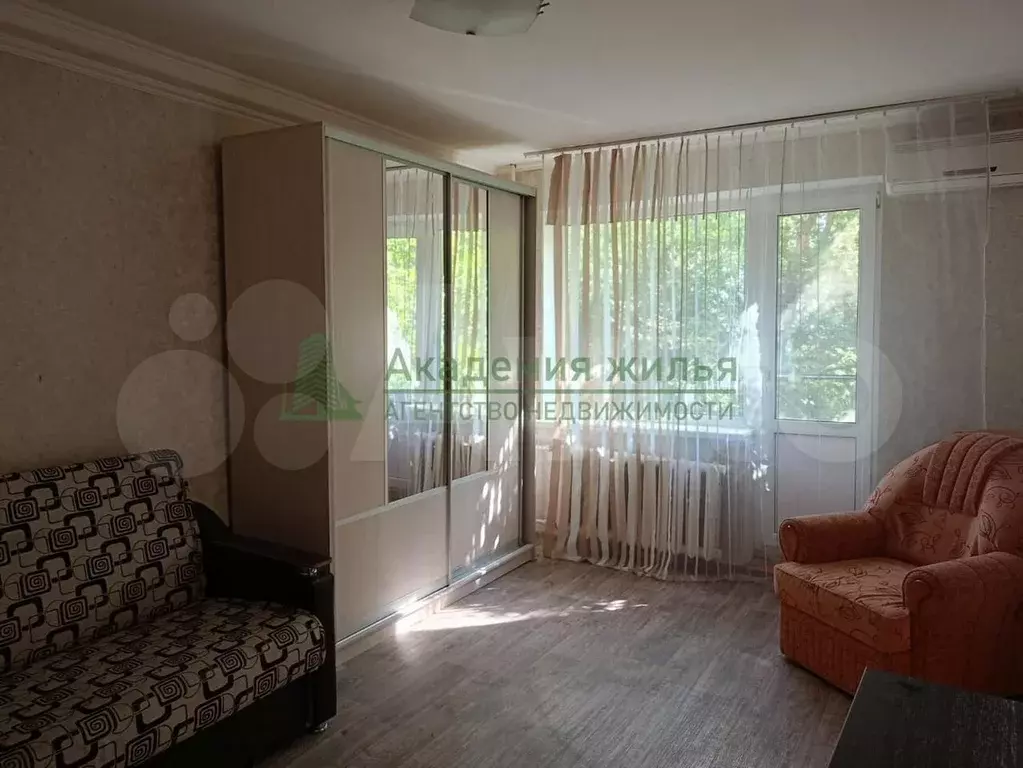 1-к. квартира, 30 м, 2/5 эт. - Фото 0