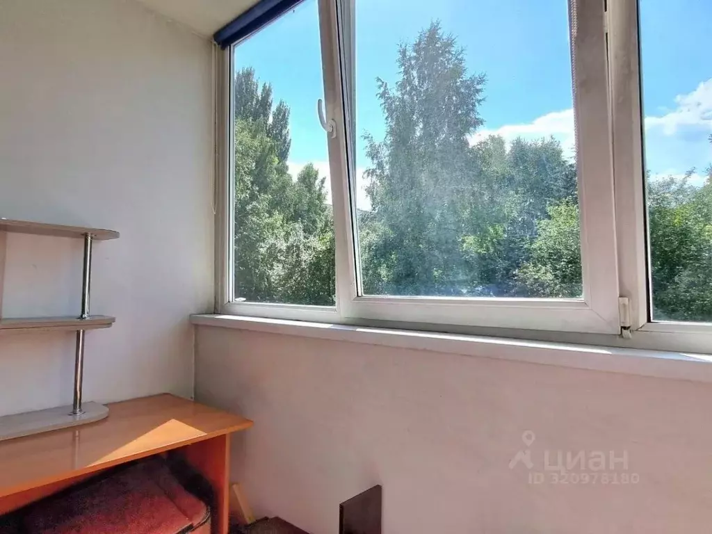 3-к кв. Кемеровская область, Новокузнецк просп. Авиаторов, 108 (59.5 ... - Фото 2