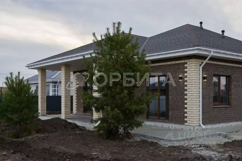 Дом в Тюменская область, Тюменский муниципальный округ, с. Перевалово ... - Фото 1