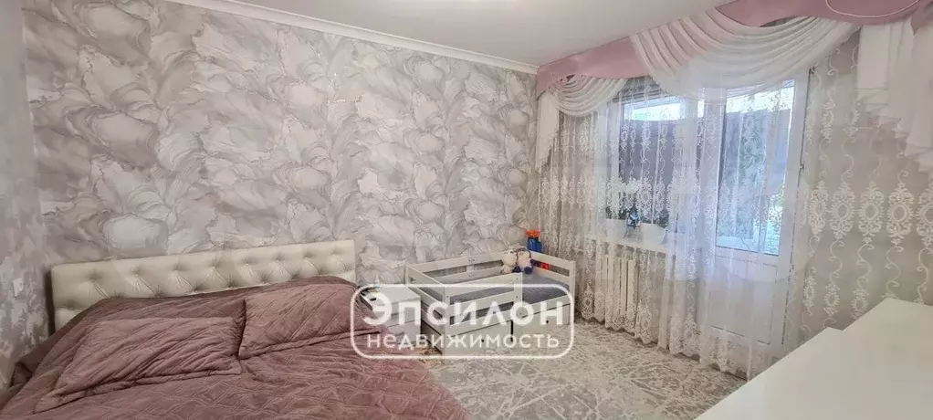 3-к. квартира, 60 м, 4/9 эт. - Фото 1