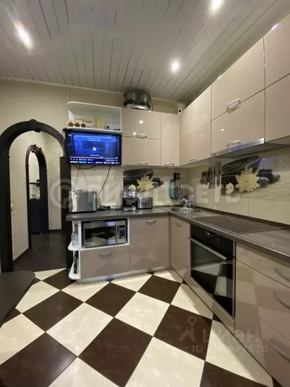 1-к кв. Мурманская область, Мурманск ул. Шмидта, 5 (40.4 м) - Фото 1