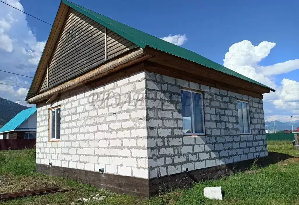 Дом в Алтай, Усть-Коксинский район, с. Усть-Кокса ул. Уймонская (52 м) - Фото 1
