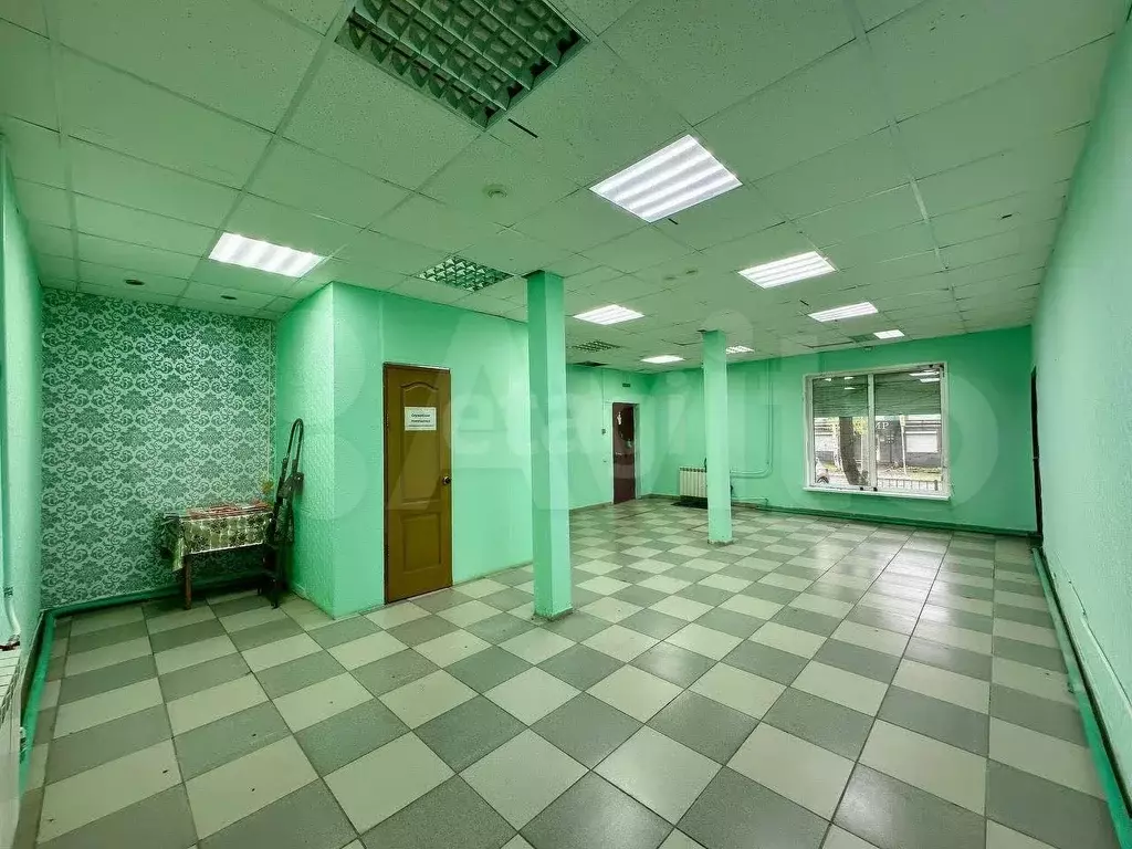 Продам торговое помещение, 150 м - Фото 1