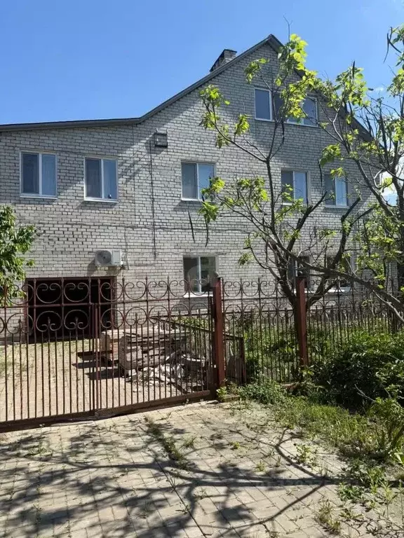 Дом в Белгородская область, Губкин Привольная ул., 19 (326 м) - Фото 2