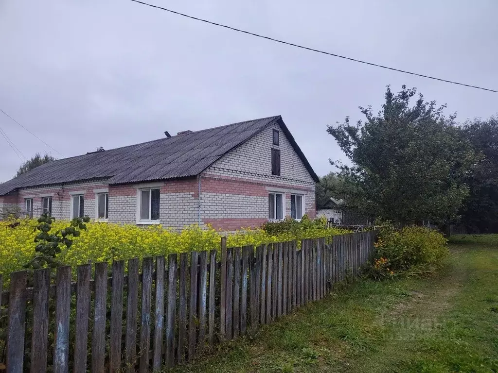 Дом в Брянская область, Навля рп ул. Совхозная, 17 (85 м) - Фото 1