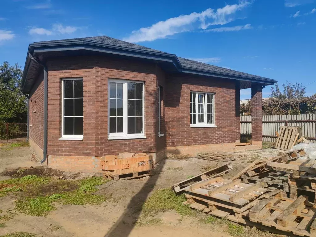 Дом в Ростовская область, Неклиновский район, Новобессергеневское ... - Фото 2