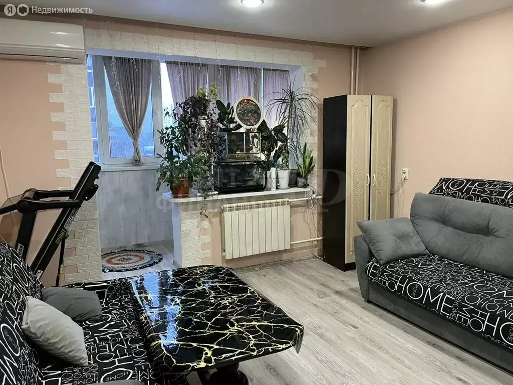 1-комнатная квартира: Калининград, улица Лилии Иванихиной, 4 (38 м) - Фото 2