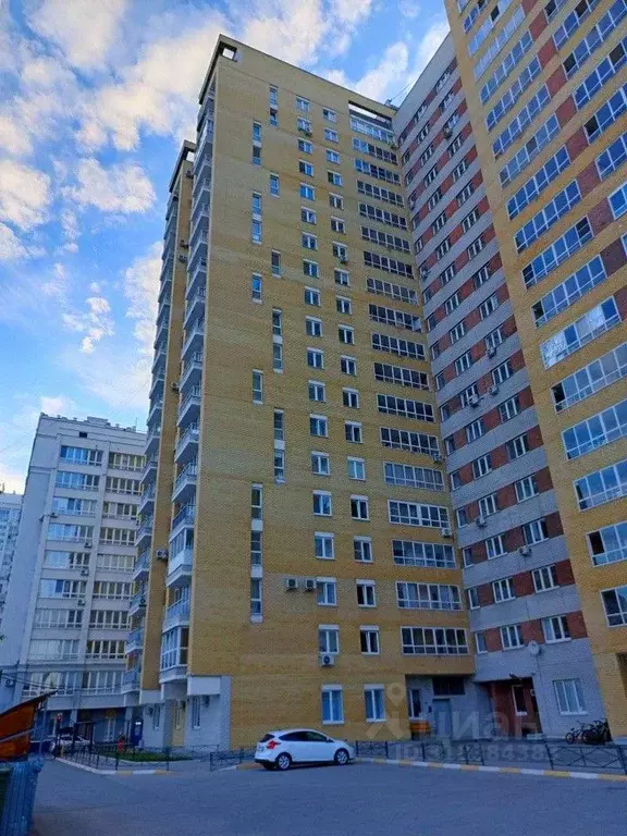 2-к кв. Свердловская область, Екатеринбург ул. Чапаева, 72А (60.9 м) - Фото 0