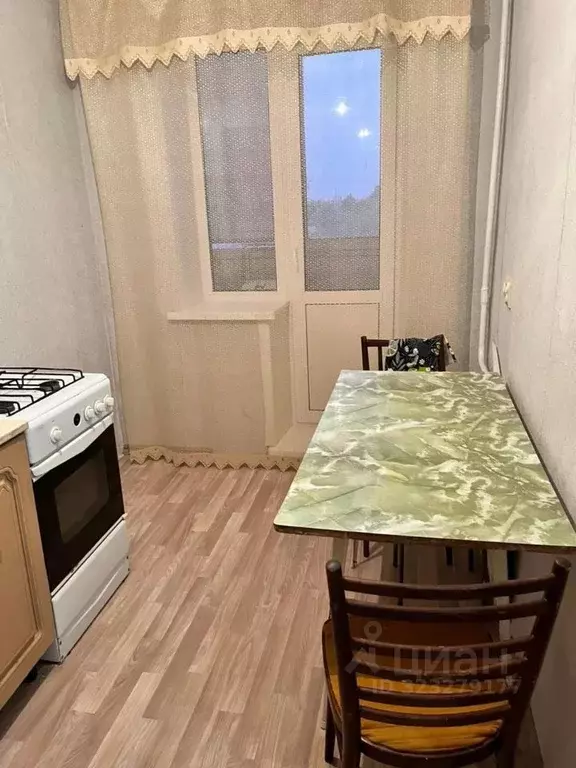 1-к кв. Саратовская область, Энгельс ул. 148-й Черниговской Дивизии, 8 ... - Фото 1