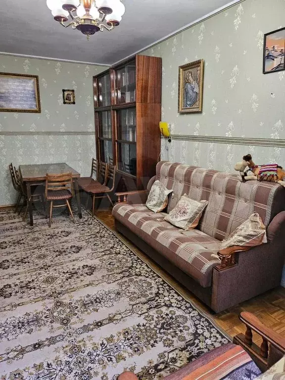 2-к. квартира, 46 м, 4/9 эт. - Фото 1