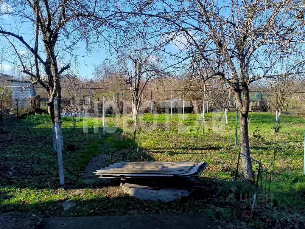 Дом в Краснодарский край, Абинский район, Ахтырское городское ... - Фото 1