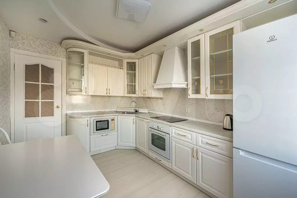 3-к. квартира, 80 м, 3/12 эт. - Фото 0