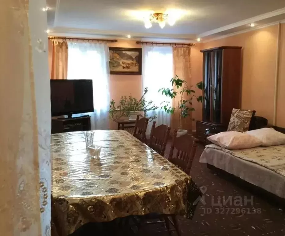 Дом в Ставропольский край, Кисловодск ул. Катыхина, 169 (80 м) - Фото 1