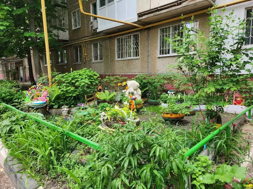 2-к кв. Саратовская область, Саратов ул. Имени С.Ф. Тархова, 23 (44.6 ... - Фото 0