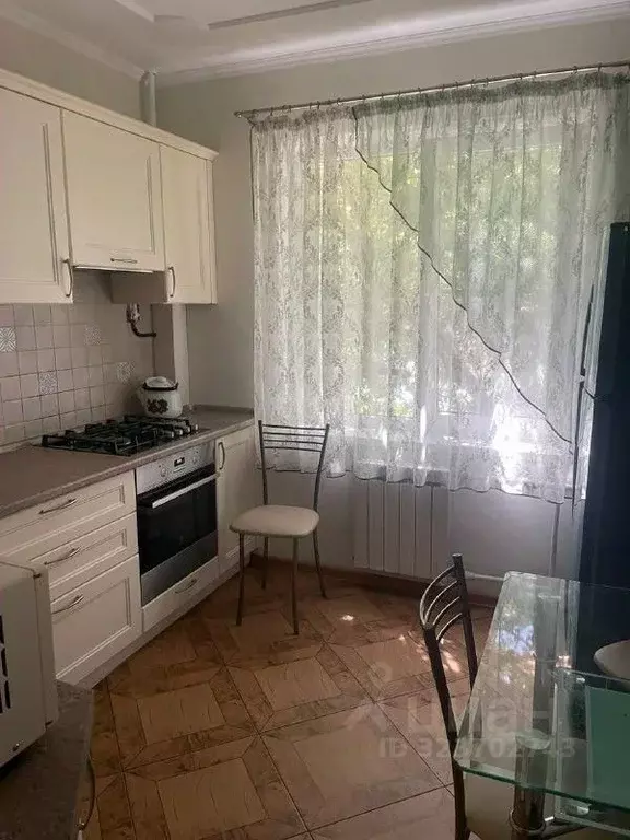 2-к кв. Краснодарский край, Геленджик Полевая ул., 10 (52.0 м) - Фото 1