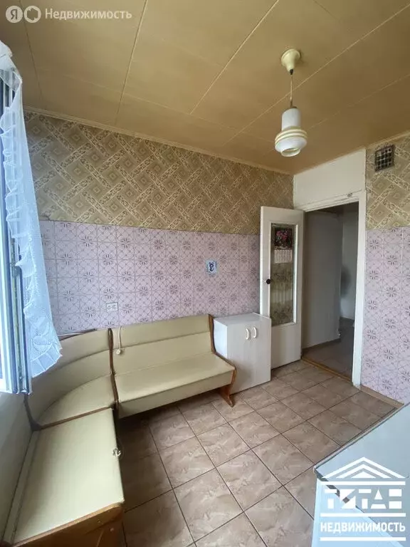 3-комнатная квартира: Оренбург, улица Родимцева, 1 (65.6 м) - Фото 1