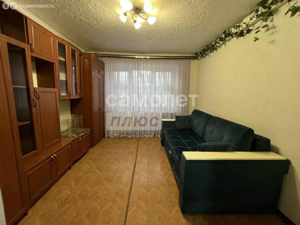 1к в 20-комнатной квартире (17.6 м) - Фото 1