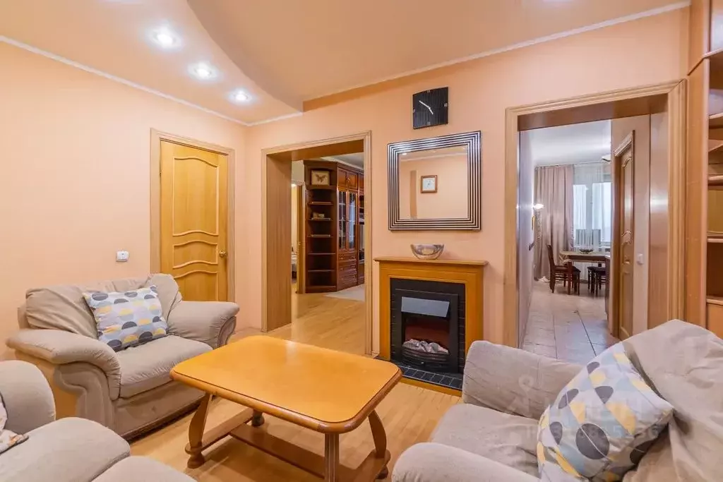 2-к кв. Санкт-Петербург просп. Ветеранов, 52к1 (90.0 м) - Фото 1