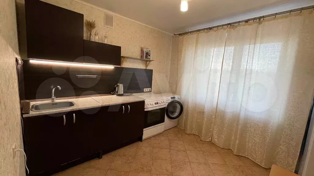 1-к. квартира, 39,9 м, 3/10 эт. - Фото 0