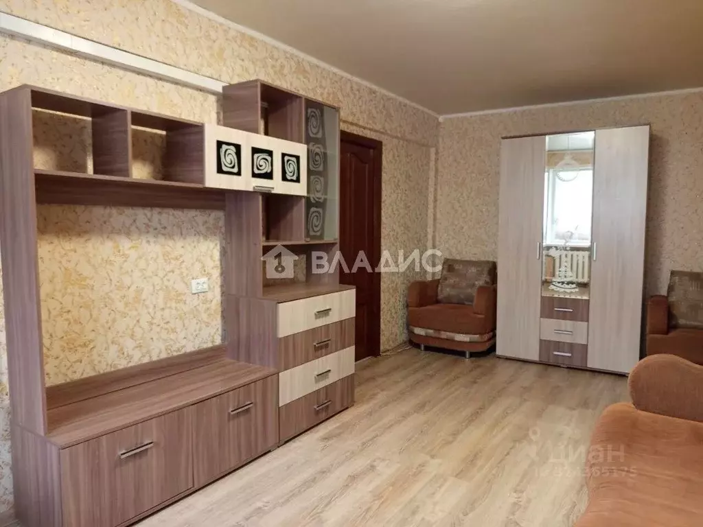 3-к кв. Брянская область, Брянск ул. Любезного, 7 (58.0 м) - Фото 1