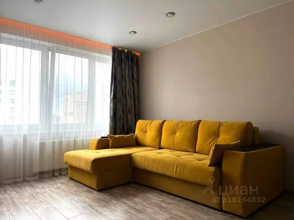 1-к кв. Тюменская область, Тюмень проезд Тихий, 6 (40.0 м) - Фото 1