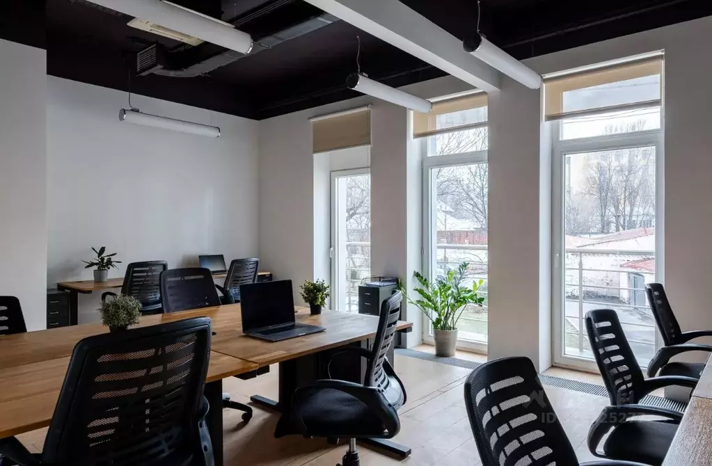 Офис в Москва ул. Земляной Вал, 8 (216 м) - Фото 1