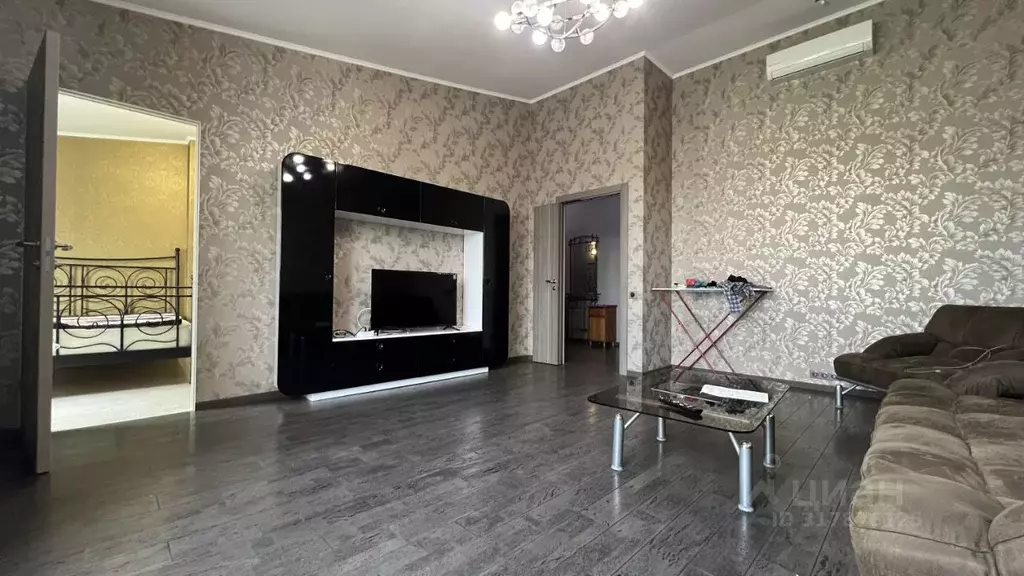 3-к кв. Санкт-Петербург ул. Черняховского, 30а (100.0 м) - Фото 1