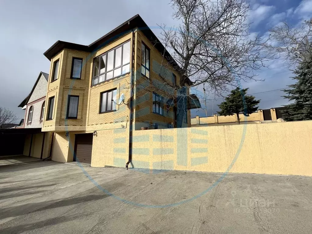 Дом в Ставропольский край, Предгорный муниципальный округ, пос. Горный ... - Фото 1