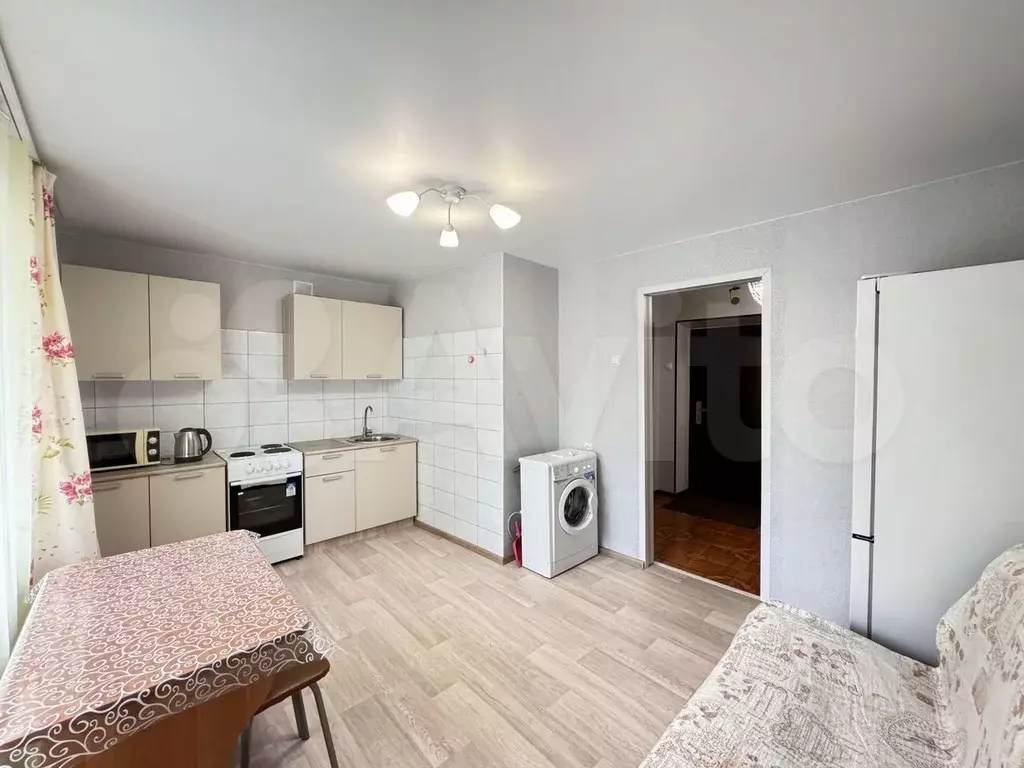 1-к. квартира, 40 м, 2/9 эт. - Фото 0