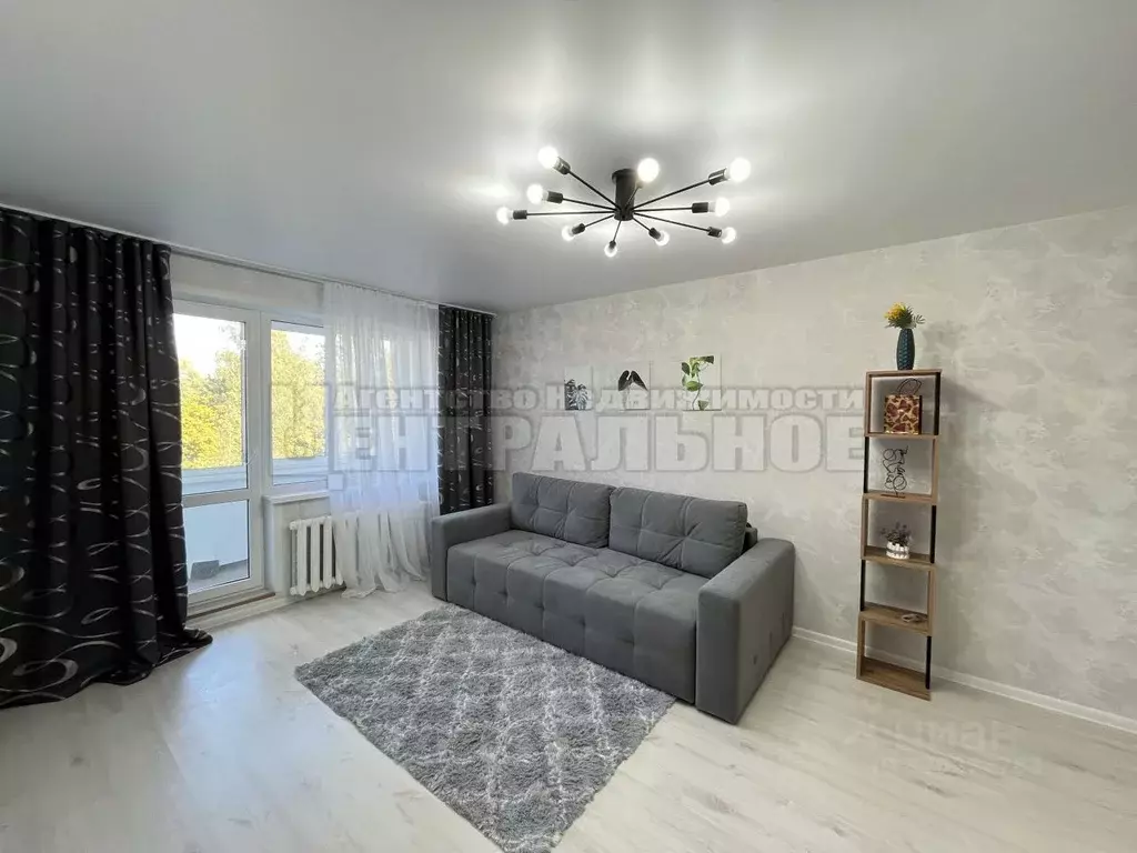 3-к кв. Смоленская область, Смоленск ул. Нормандия-Неман, 9 (72.0 м) - Фото 2