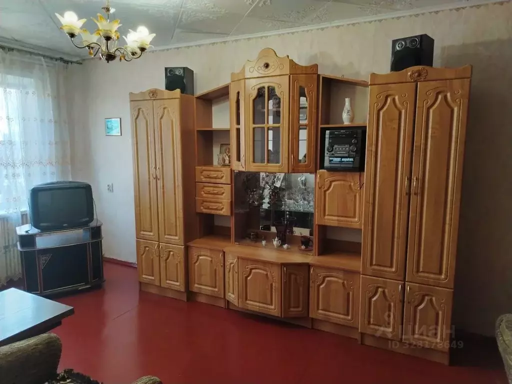 3-к кв. Брянская область, Жуковка ул. Строителей, 2 (63.0 м) - Фото 1