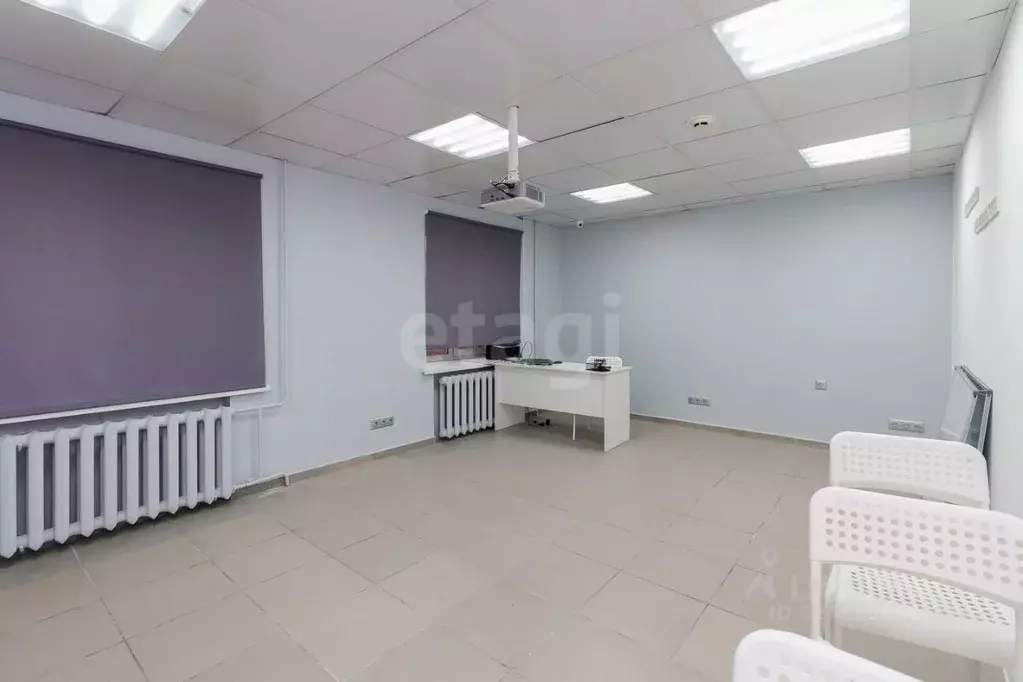 Торговая площадь в Тюменская область, Тюмень Полевая ул., 27к1 (83 м) - Фото 1