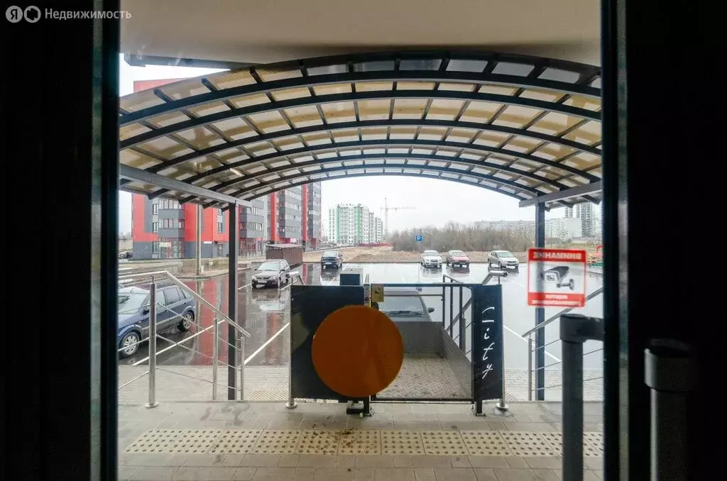 2-комнатная квартира: Псков, Техническая улица, 17 (71 м) - Фото 2