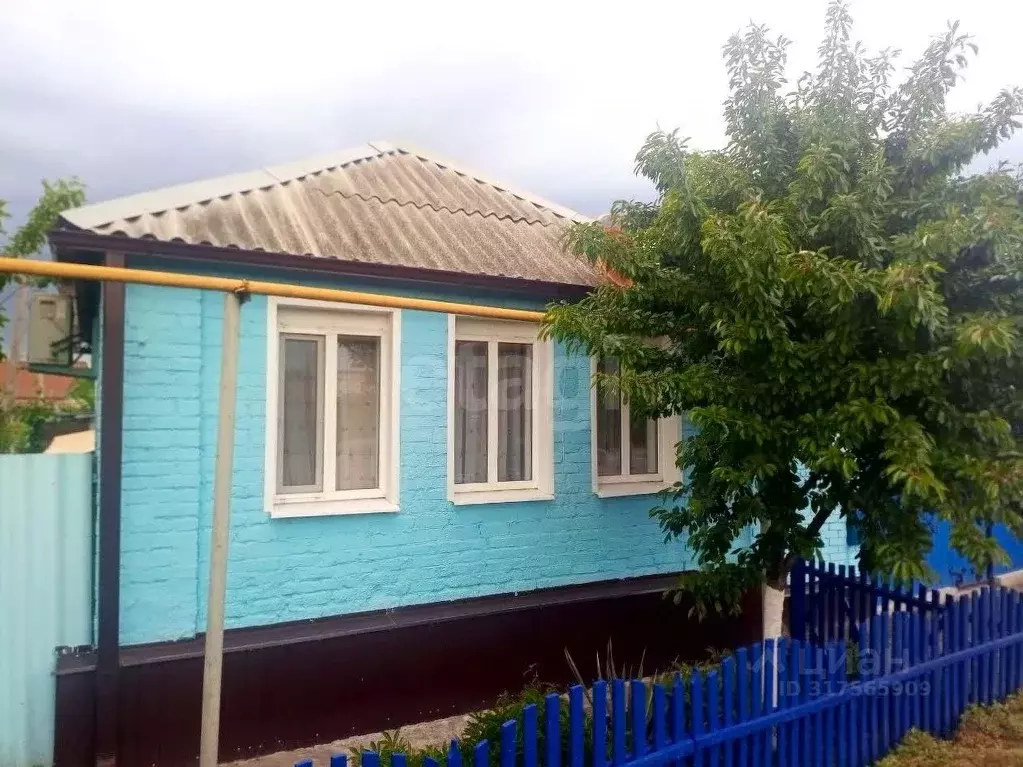 Дом в Белгородская область, Новый Оскол Кооперативная ул., 5 (40 м) - Фото 0