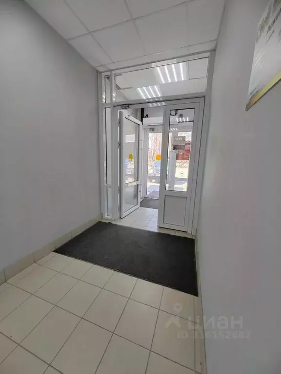 Помещение свободного назначения в Новосибирская область, Искитим Южный ... - Фото 2