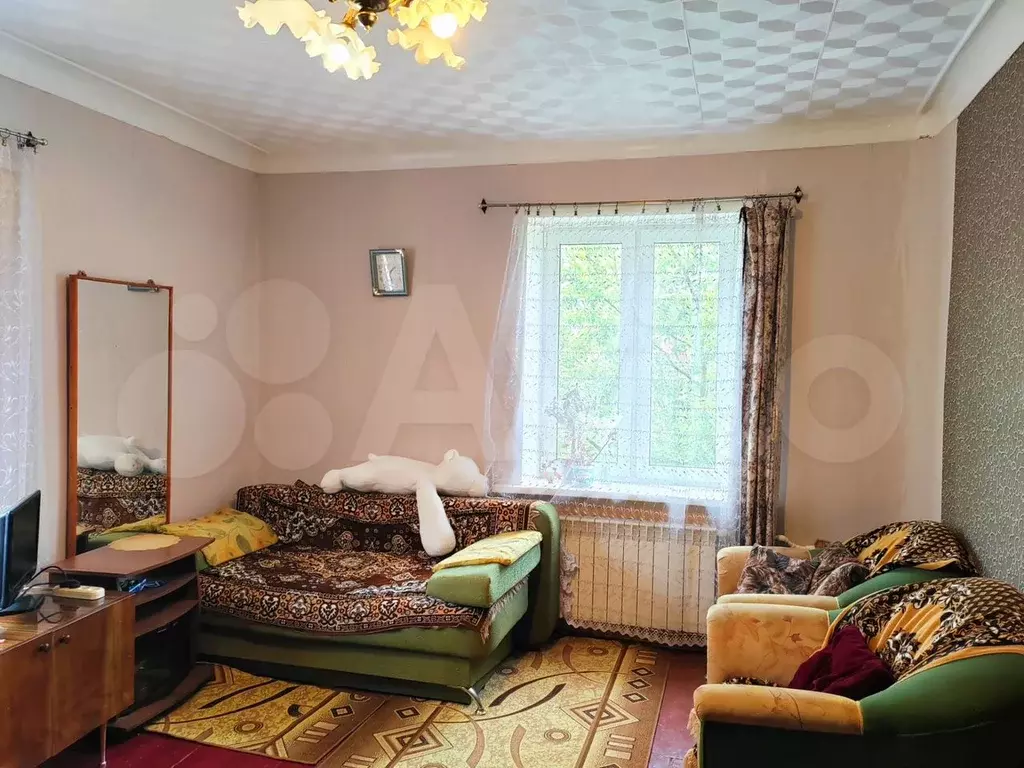 Комната 18,3 м в 3-к., 4/4 эт. - Фото 0