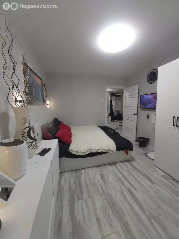 3-комнатная квартира: Уфа, Молодёжный бульвар, 5 (57.6 м) - Фото 0